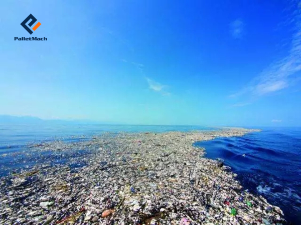 plastic in the ocean